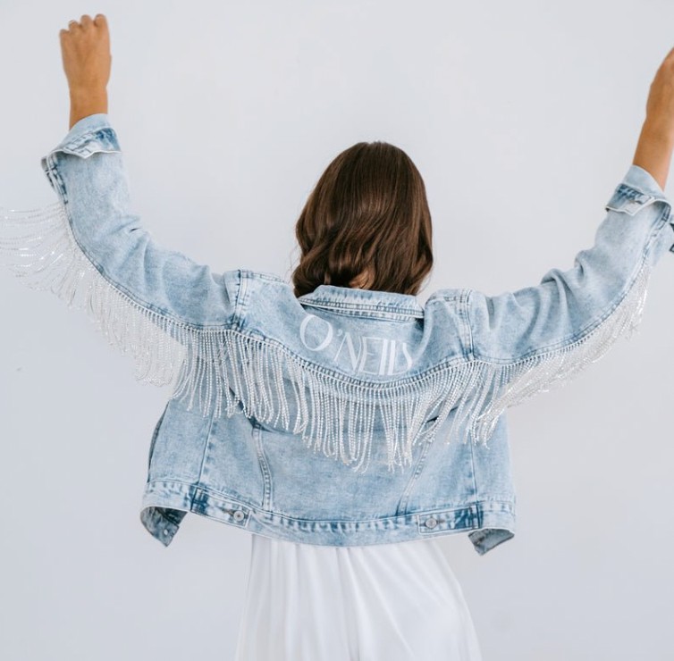 Seasonal Considerations for Bridal Outerwear