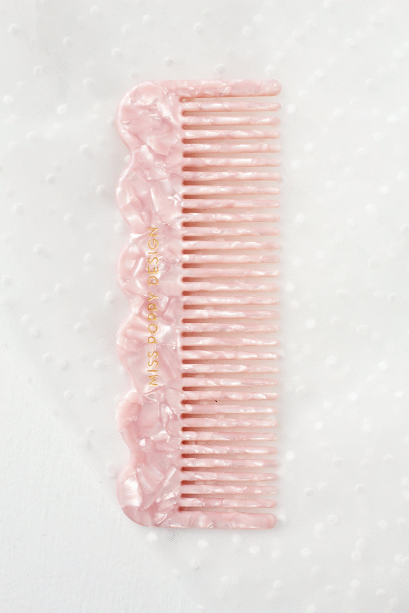 Wavy Comb