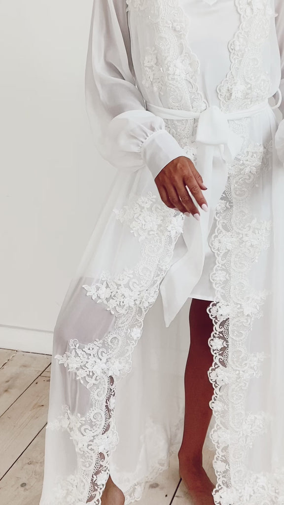 Miss Poppy Design | Bridal Robes | Robes for the Bride