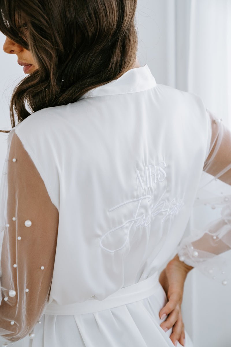 Keira Pearl Lace Sleeve White Robe