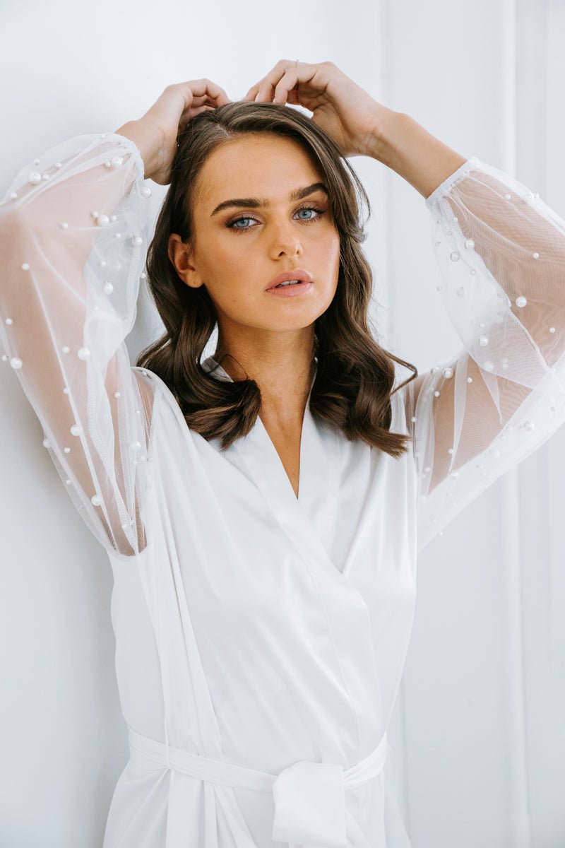 Keira Pearl Lace Sleeve White Robe