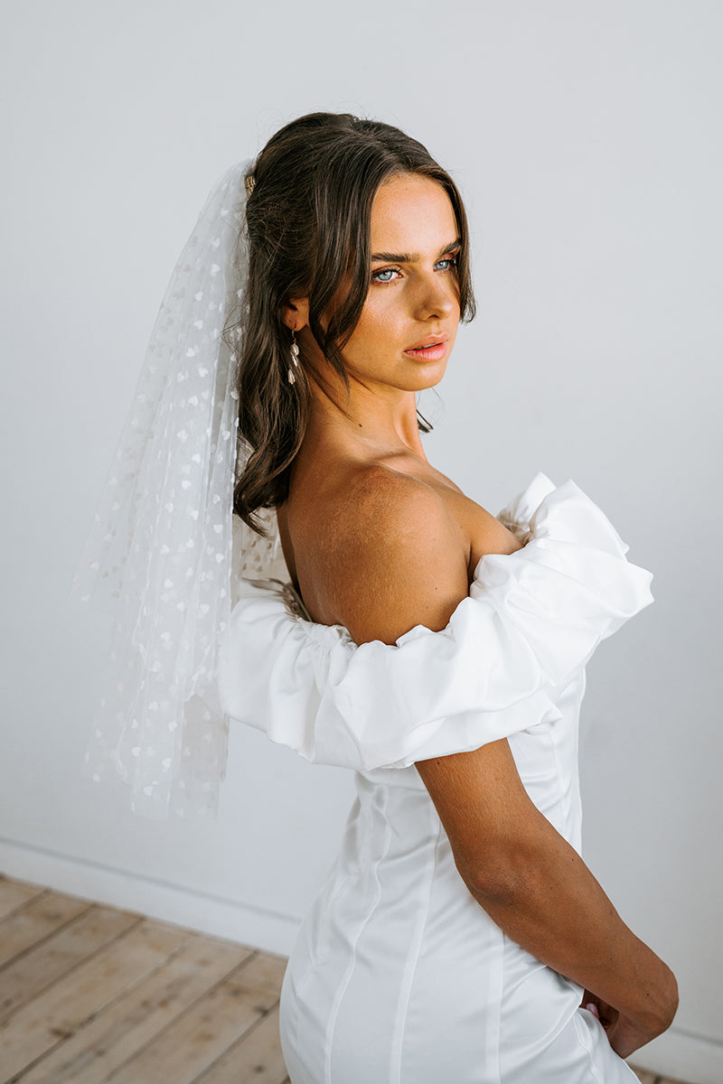 White Hearts Midi Veil