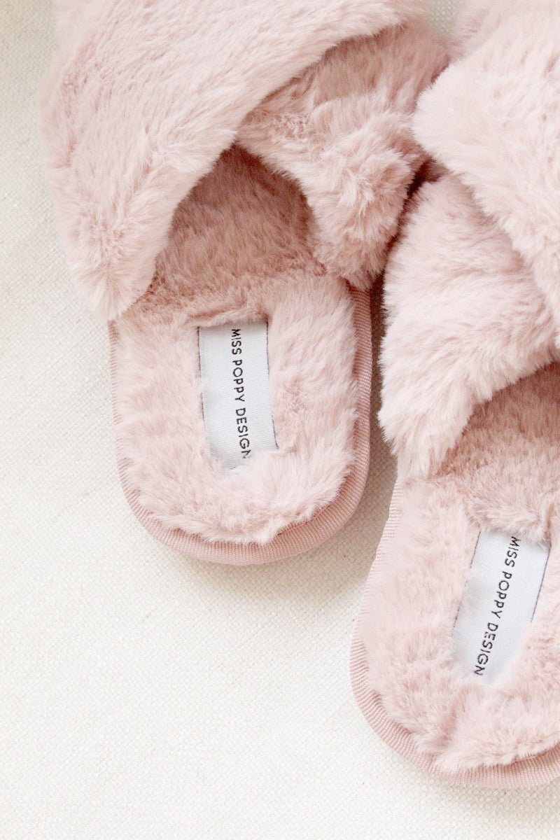 Fluffy Slippers - Pink